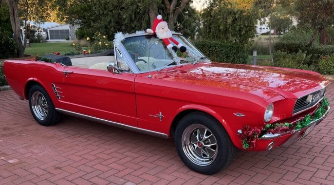 Christmas car display